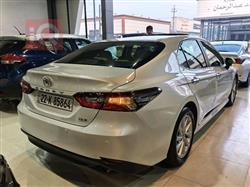 تۆیۆتا کامری